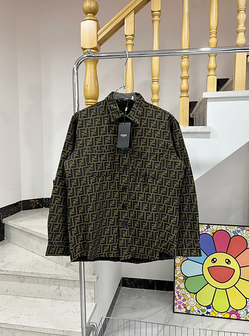 フェンディデニムジャケットスーパーコピー FENDI のフルプリントデニムジャケット