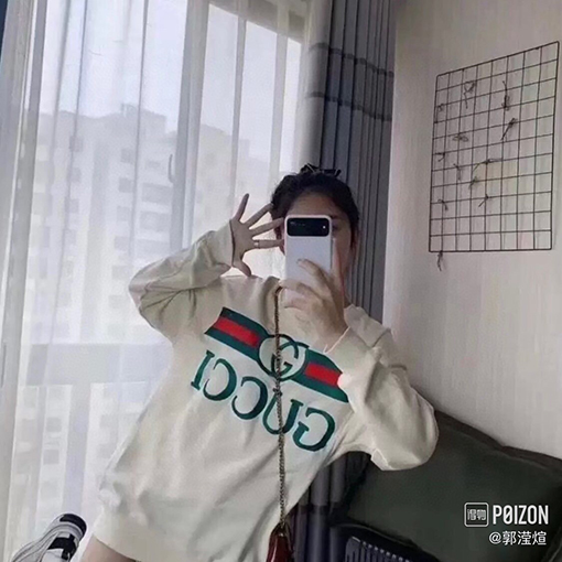 グッチ スウェット Tシャツ ダブルGの赤と緑の刺繍入りラウンドネックスウェット長袖 Tシャツ トップス