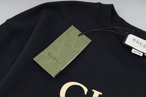 グッチ スウェット Tシャツ クラシックなGUCCI入りラウンドネックスウェット