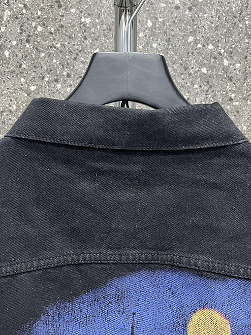 バレンシアガ デニム ジャケット BALENCIAGAスーパーコピー 鉄塔のカッコいいロゴ