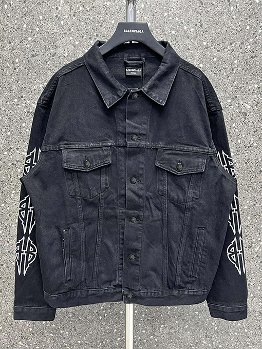 バレンシアガ デニム ジャケット BALENCIAGAスーパーコピー 鉄塔のカッコいいロゴ