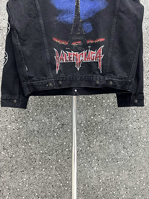 バレンシアガ   デニム ジャケット BALENCIAGAスーパーコピー  鉄塔のカッコいいロゴ