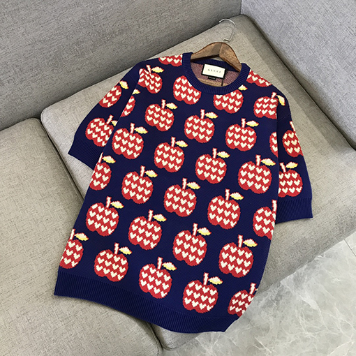 ✦レディース シリーズ✦ グッチ ニット セーター GUCCIりんご柄のコットンウール セーター