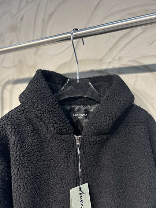 バレンシアガ   フリースジャケットアウターBALENCIAGAスーパーコピー  ジャケットコート