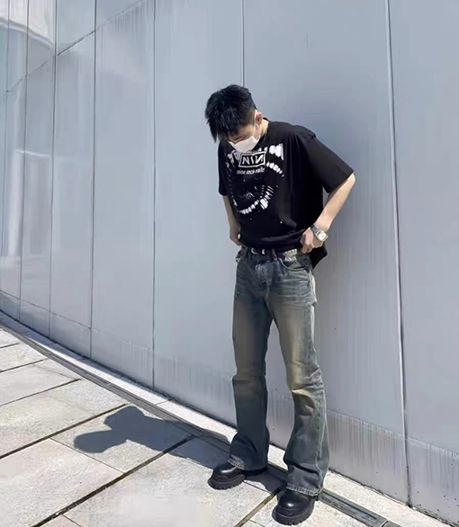 バレンシアガ デニムパンツスーパーコピー  BALENCIAGA  ウォッシュ加工デニムジーンズ - クールなカジュアルスタイル
