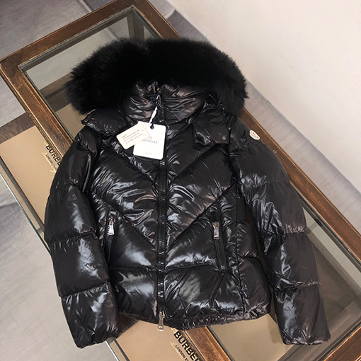 ✦レディース シリーズ✦ モンクレール  ダウンジャケット スーパーコピー MONCLER  スタイルと暖かさのトップチョイス