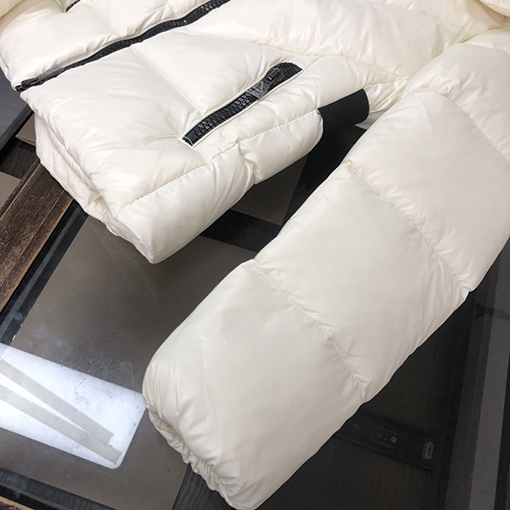 ✦レディース シリーズ✦ モンクレール  ダウンジャケット スーパーコピー MONCLER  スタイルと暖かさのトップチョイス