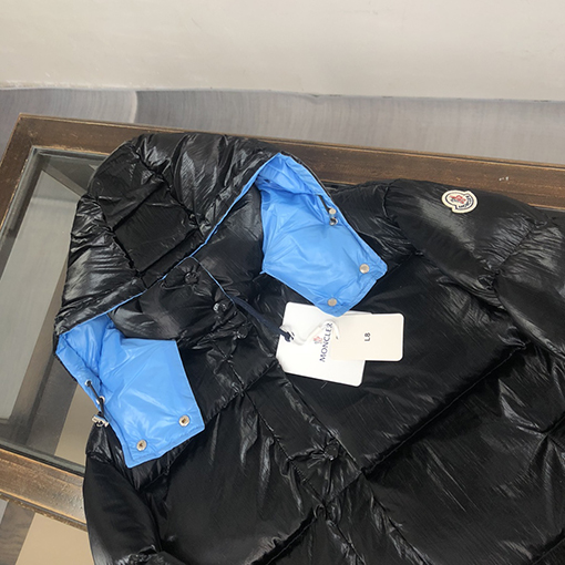 モンクレール ダウンジャケットアウター スーパーコピー MONCLER Gaouシリーズの高品質な羽毛ジャケット 豪華で保温性も一流