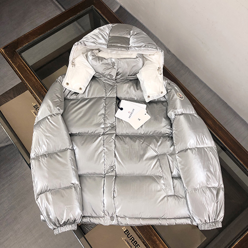 モンクレール ダウンジャケットアウター スーパーコピー MONCLER Gaouシリーズの高品質な羽毛ジャケット 豪華で保温性も一流