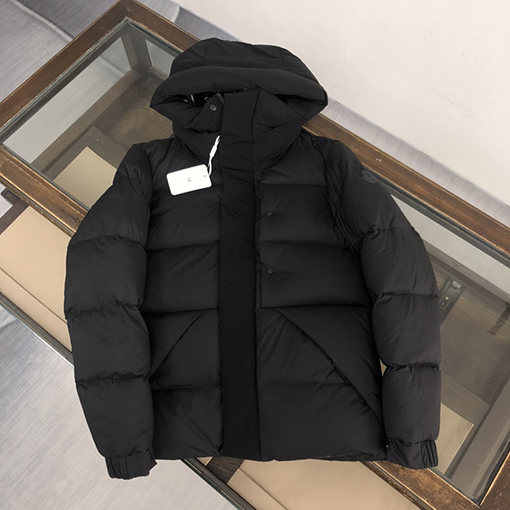 モンクレール  ダウンジャケットアウター コピー  MONCLER  限定メンズダウンジャケット - スタイリッシュなダウンジャケットアウター