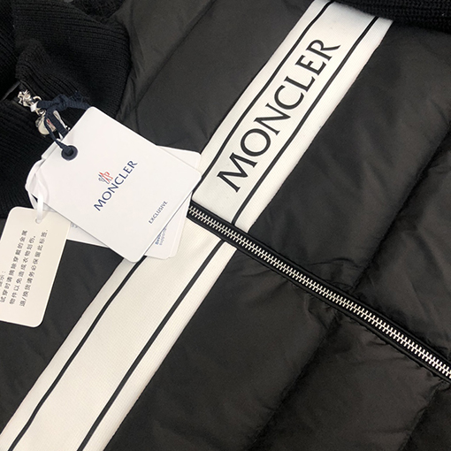 モンクレール ダウンジャケットMONCLER クラシックなスタンドカラーフルジップウールニットジャケットダウン