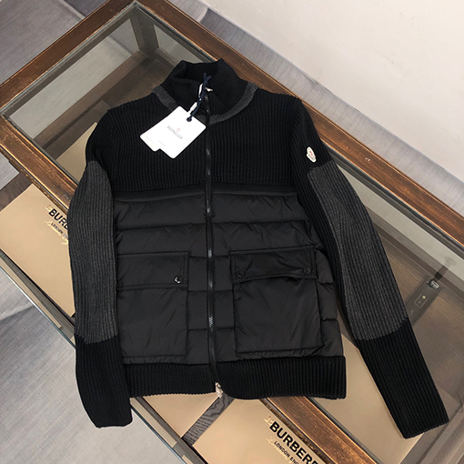 モンクレール ダウンジャケットMONCLER ダブルジップポケット付きジャケットダウン 暖かさとスタイルの絶妙な組み合わせ