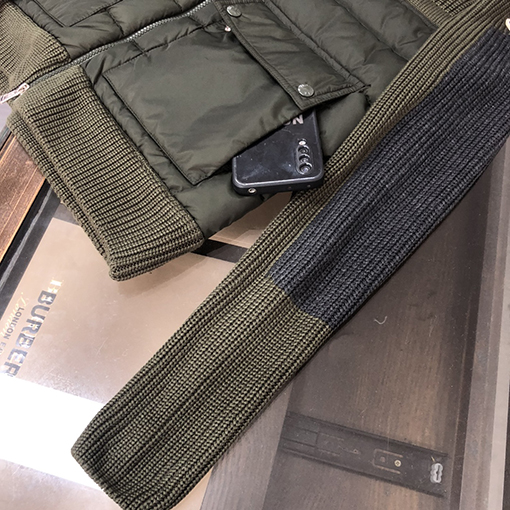 モンクレール ダウンジャケットMONCLER ダブルジップポケット付きジャケットダウン 暖かさとスタイルの絶妙な組み合わせ