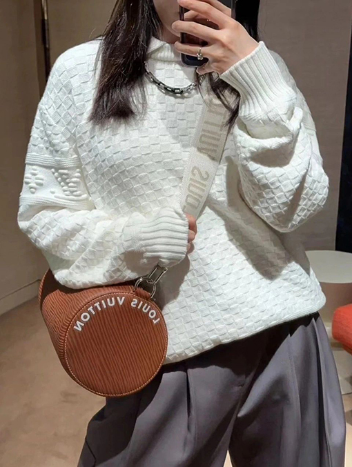 ルイヴィトン ニットセーター Louis Vuittonスーパーコピー DAMIERチェック模様のニットセーター