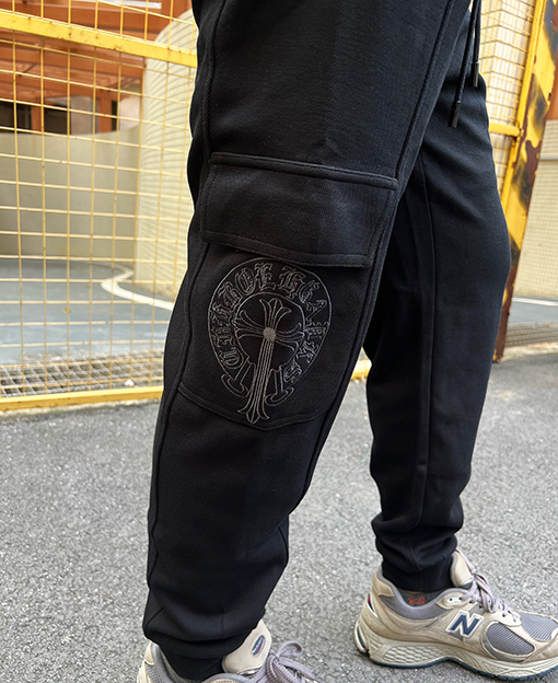 クロムハーツ刺繍入りスウェットパンツ CHROME HEARTスーパーコピー ンズ スウェットパンツ ファッション