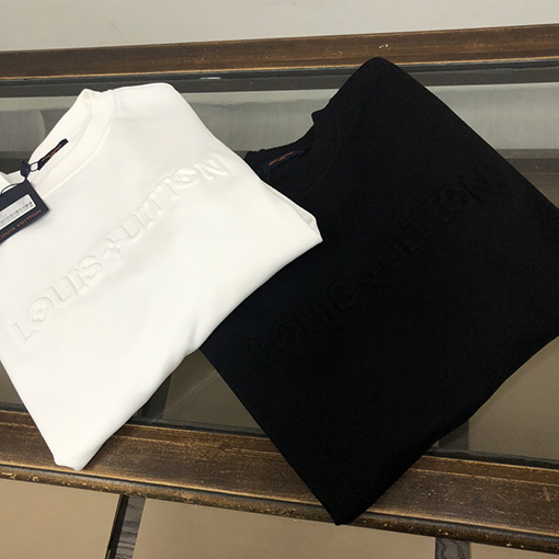 ルイヴィトン Louis Vuittonスーパーコピー 一番コーディネートしやすいシャツスウェット長袖 Tシャツ