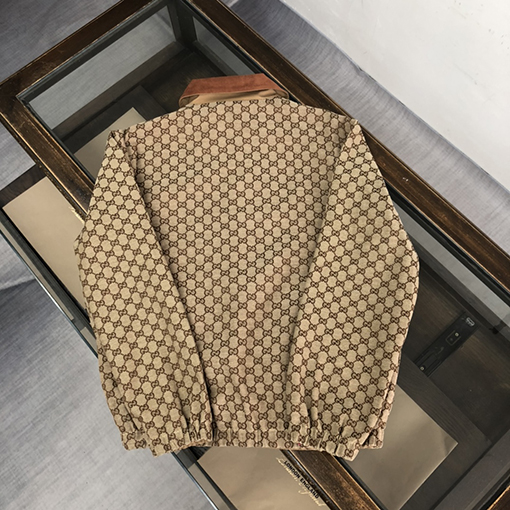 グッチ ジャケット スーパーコピー GUCCI 両面 最新モデルのリバーシブルGGロゴ刺繍デザインジャケット