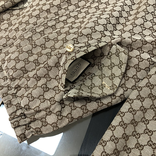 グッチ ジャケット スーパーコピー GUCCI 両面 最新モデルのリバーシブルGGロゴ刺繍デザインジャケット