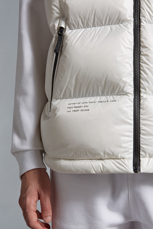 モンクレール ダウンベスト 藤原浩とのコラボレーション!Marsh羽織りベスト - Moncler x FRGMTコラボのハイライトアイテム