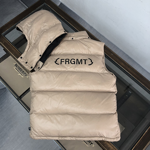 モンクレール ダウンベスト 藤原浩とのコラボレーション!Marsh羽織りベスト - Moncler x FRGMTコラボのハイライトアイテム