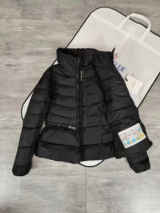 ✦レディース シリーズ✦モンクレール ダウンジャケットMONCLER 軽量ダウンジャケット - ウエストを引き締め、スタイルアップ