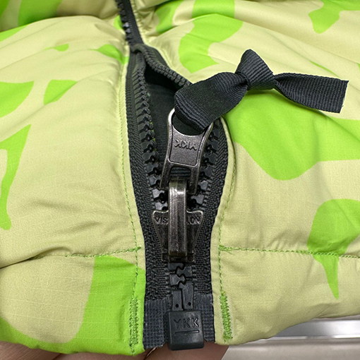 ノースフェイス X KAWSコラボレーション1996Nuptse ダウンジャケット