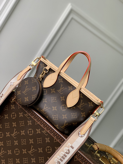 ヴィトンショルダー バックスーパーコピー Louis Vuitton neverfull ジッパー付きコインウォレット付き調節可能な幅広ショルダーストラップ M46705