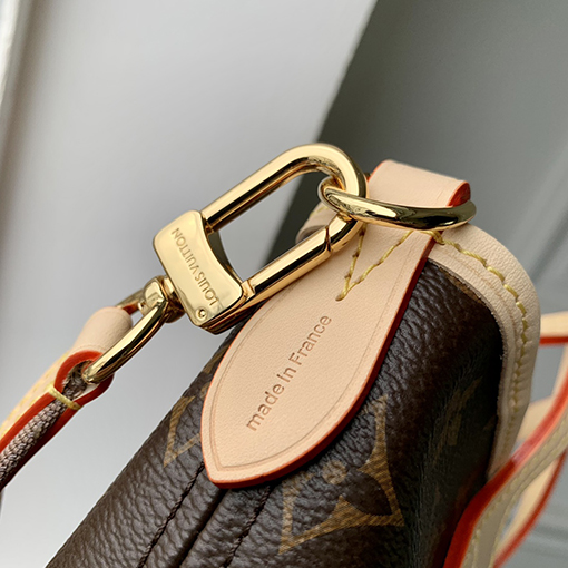 ヴィトンショルダー バックスーパーコピー Louis Vuitton neverfull ジッパー付きコインウォレット付き調節可能な幅広ショルダーストラップ M46705