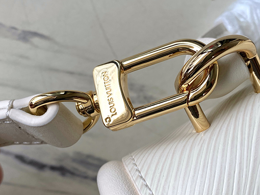 ヴィトン ショルダー バック コピー   Louis Vuittonの伝統  Toron持ち手とS-lockバックル　M22720アイボリーカラー