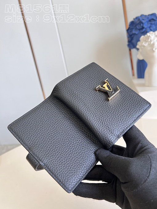 ヴィトン財布  コピー Louis Vuitton  Taurillon 皮のエレガントな財布 - 贅沢な素材とデザインM81561