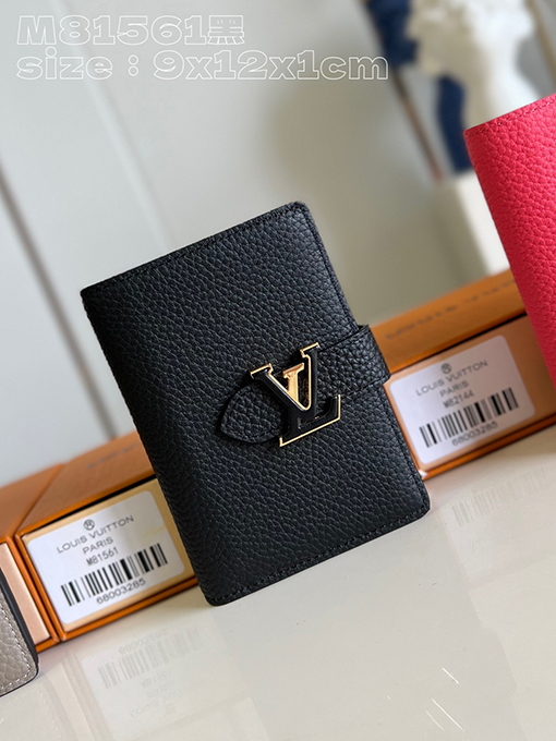 ヴィトン財布  コピー Louis Vuitton  Taurillon 皮のエレガントな財布 - 贅沢な素材とデザインM81561