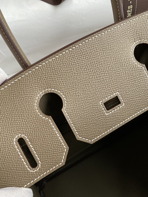 エルメス バーキン 30 スーパーコピー ユニークなデザインとエレガントな外観を完璧に組み合わせたBirkin 30cmエプソムレザー バッグ