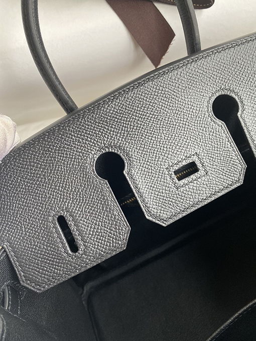 エルメス バーキン 25 コピー Birkin 25 cm輸入エプソムレザー 黒と金のバックルのファッションの選択 バッグ