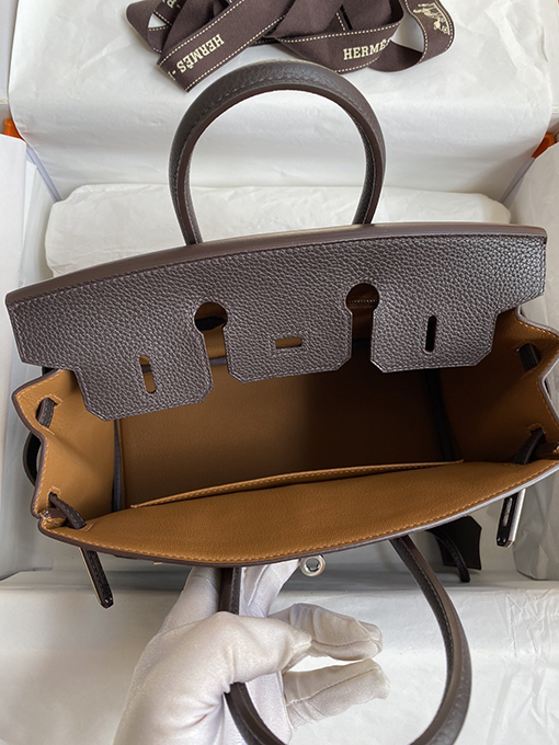 エルメス バーキン 25 コピー 輸入されたトゴレザー 細部にわたり手作業で仕上げられた