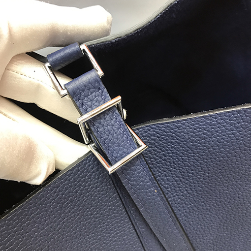 エルメス 紺色の外観は人々に高貴でエレガントな感覚 Picotin 22 cmトートバッグ