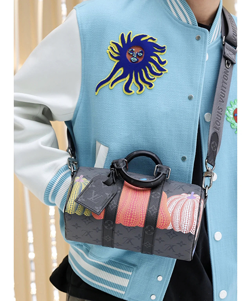 ヴィトン x 草間彌生コラボ限定刺繍ベースボールジャケット