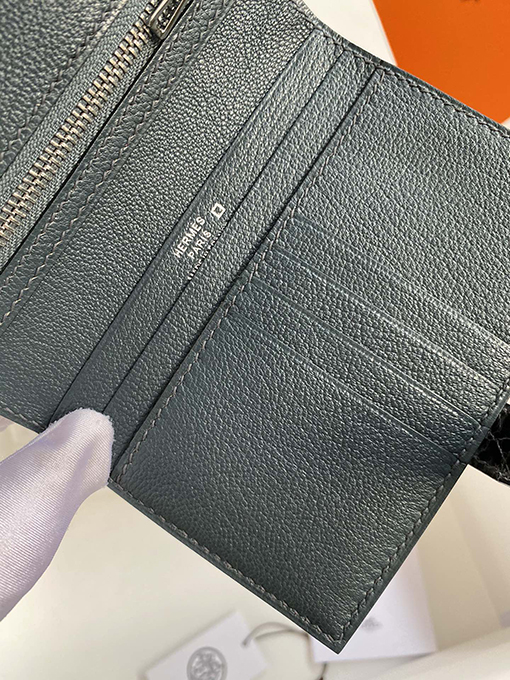 エルメス  本物のワニの皮1: 1を作ってBearn Hバックルの短いクリップを作る 財布