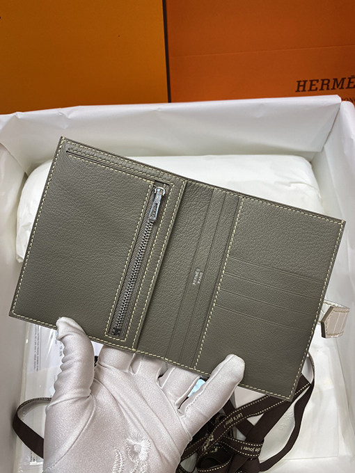 エルメス 豪華なデザインと完璧な収納能力を誇る1:1再現のエレガントな財布