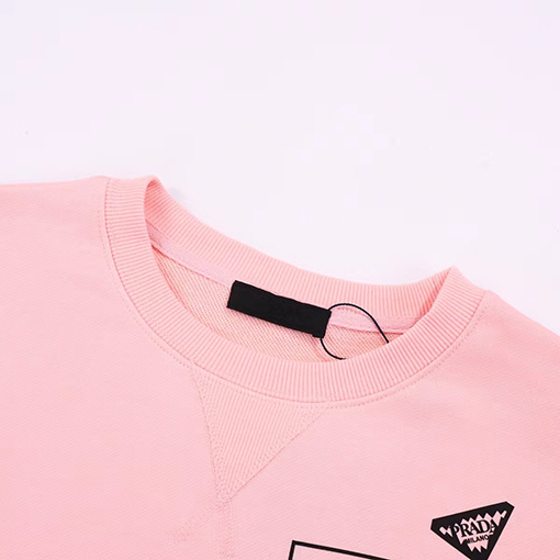 プラダ 三角マークのプリントが施された短袖 スウェット長袖 Tシャツ