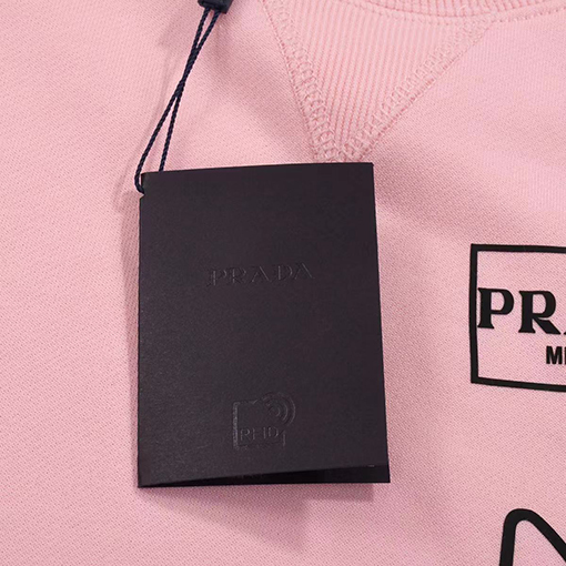プラダ 三角マークのプリントが施された短袖 スウェット長袖 Tシャツ