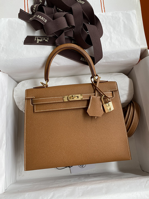 エルメスケリー25  絶妙なハンドメイドのエルメスケリー25 cmバッグ