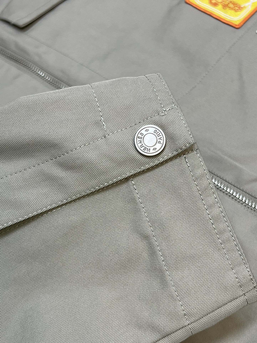 エルメス 刺繍入りジャケット  左胸にHMSのクラシックな馬のロゴ