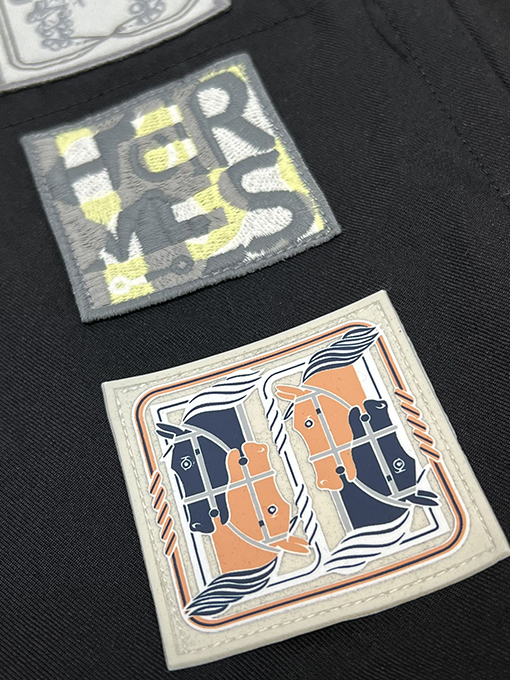エルメス 刺繍入りジャケット  左胸にHMSのクラシックな馬のロゴ