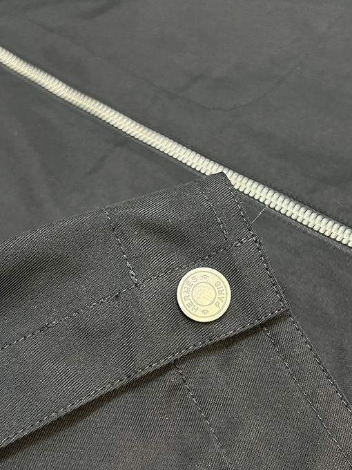 エルメス 刺繍入りジャケット  左胸にHMSのクラシックな馬のロゴ