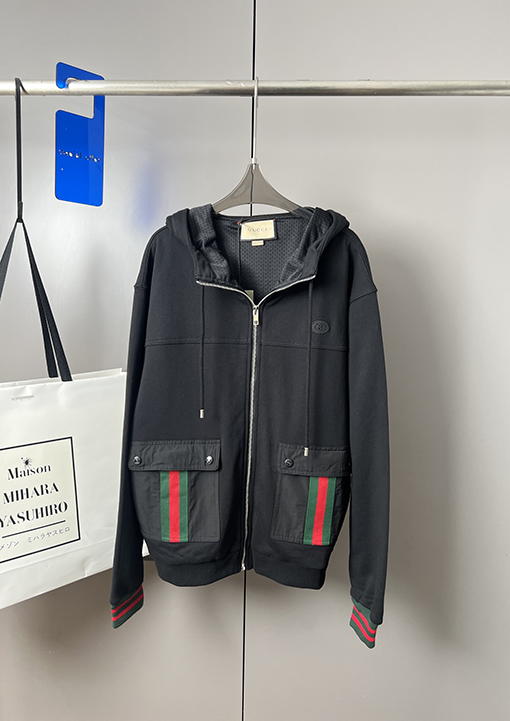 グッチ ダブルG刺繍ステッカー フード付きジャケット