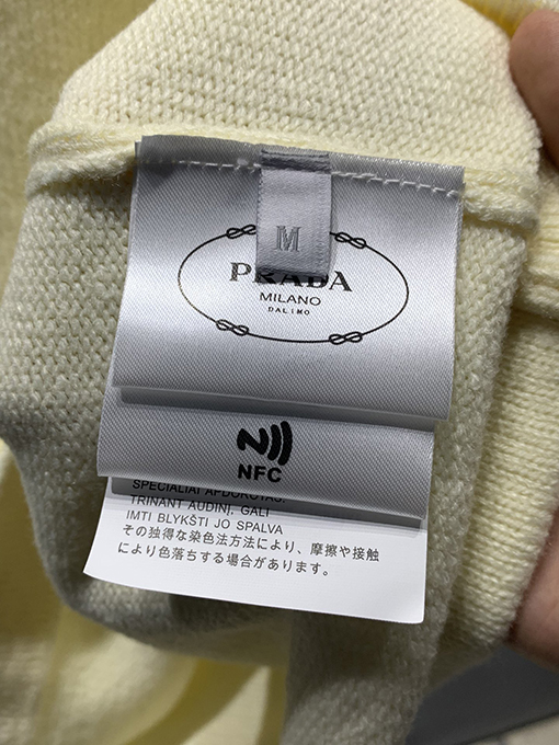 プラダ ウール 混紡糸秋冬の新しいラウンドネックセーター