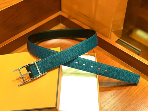 エルメス  両面に新型ベルト