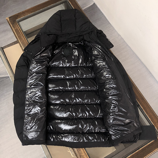 モンクレール 袖取り外し可能 短い ダウン ジャケット