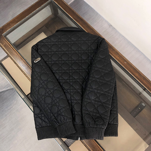ディオール 高品質の生地 スタイリッシュな綿の服