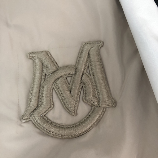 モンクレール 刺繍ロゴベースボール襟 ダウン ジャケット